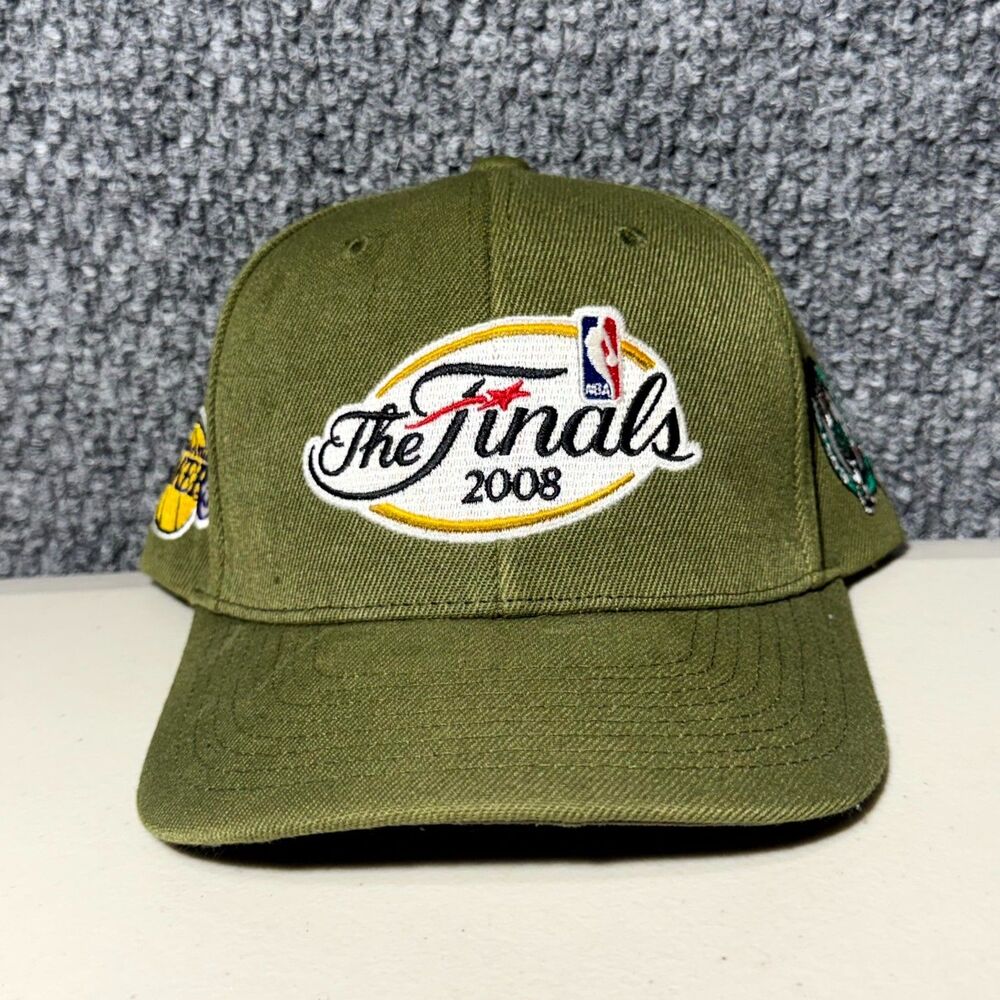 Mitchell & Ness Los Angeles Lakers 2008 NBA Finals Cap Men's Green Snapback Hat